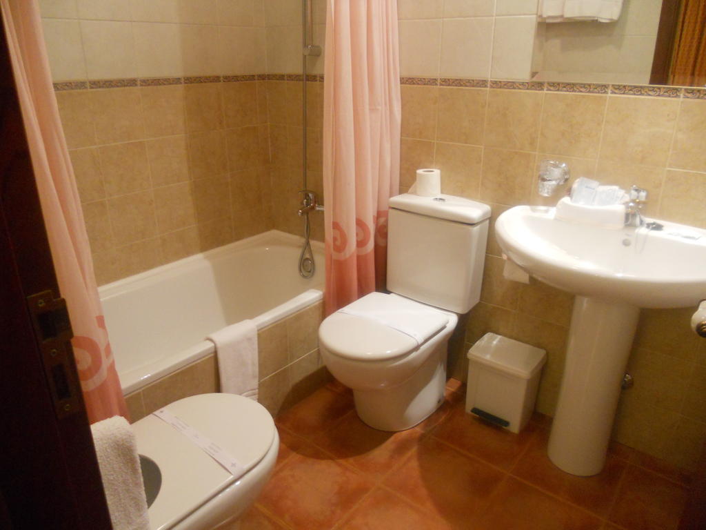 Hotel Taramundi Luaran gambar